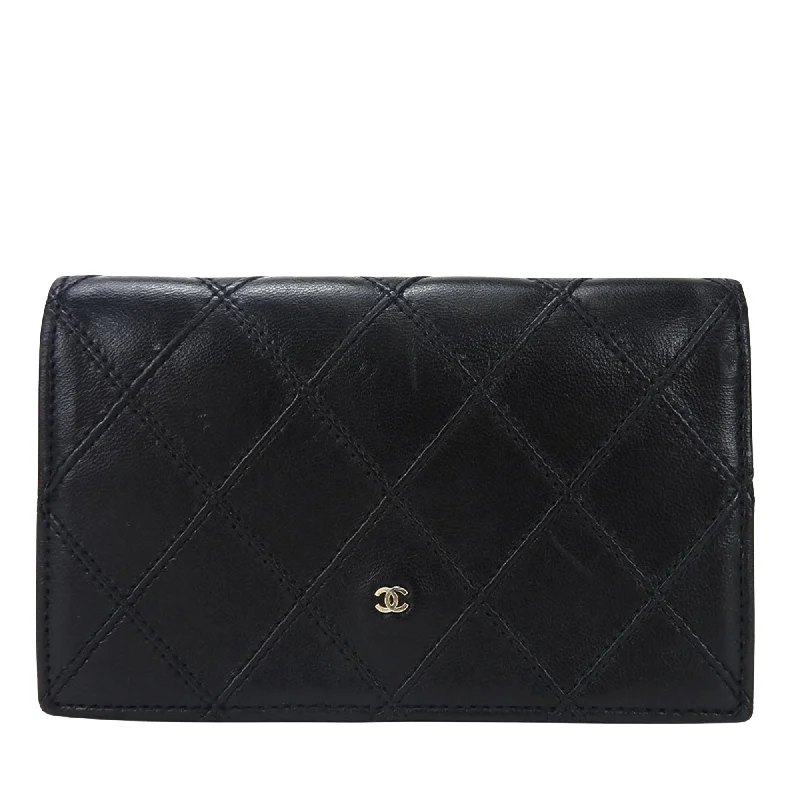 ladies wallet with side zipper-Chanel Cc  Leather Wallet  (Pre-Owned)