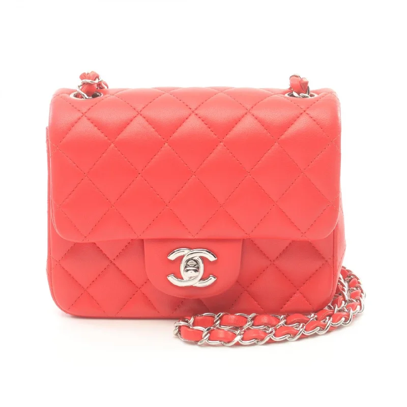 Ladies shoulder bag in cream-Chanel Mini Matelasse Lambskin Shoulder Bag Red