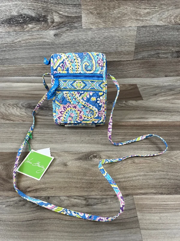 Ladies crossbody bag in neutral tones-Crossbody By Vera Bradley, Size: Small