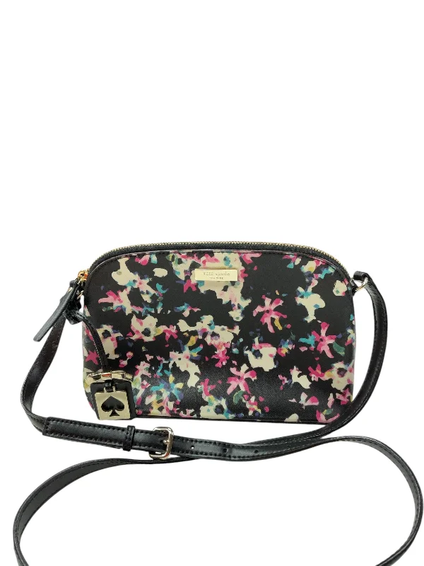 Ladies crossbody bag with snap lock-Crossbody Designer By Kate Spade, Size: Medium