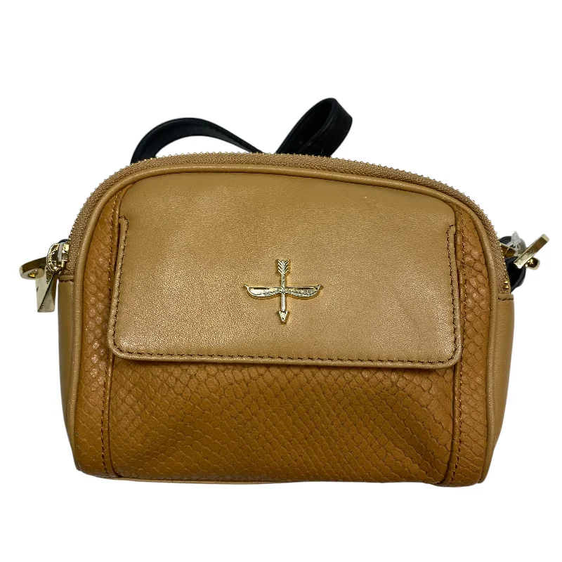 Ladies crossbody bag for plus-size women-Crossbody Leather By Pour La Victoire, Size: Small