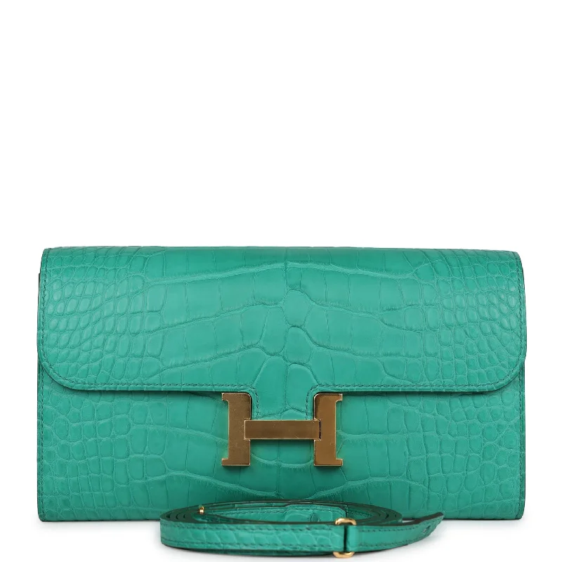 ladies wallet with side button-Hermes Constance Wallet To Go Vert Jade Matte Alligator Gold Hardware