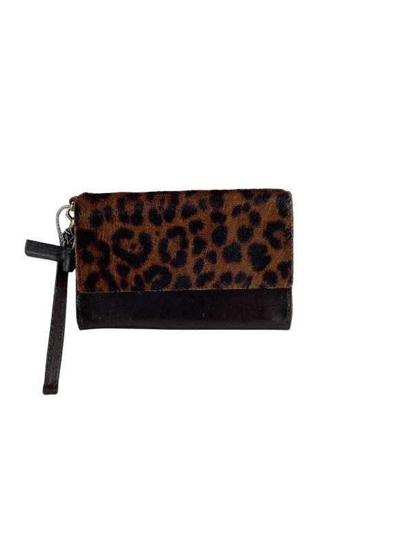 ladies wallet for minimalist style-Wallet By Patricia Nash  Size: Medium