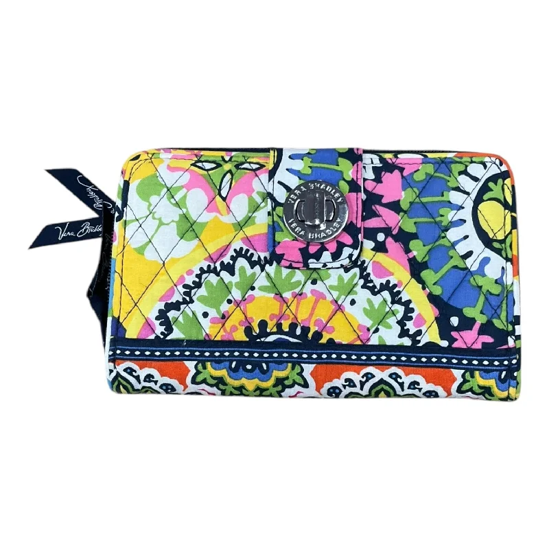 ladies stylish wallet for everyday-Wallet By Vera Bradley, Size: Medium