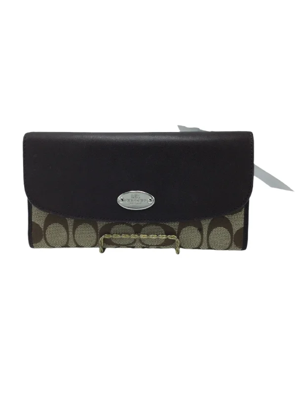 ladies wallet for simple design-Wallet Designer By Coach