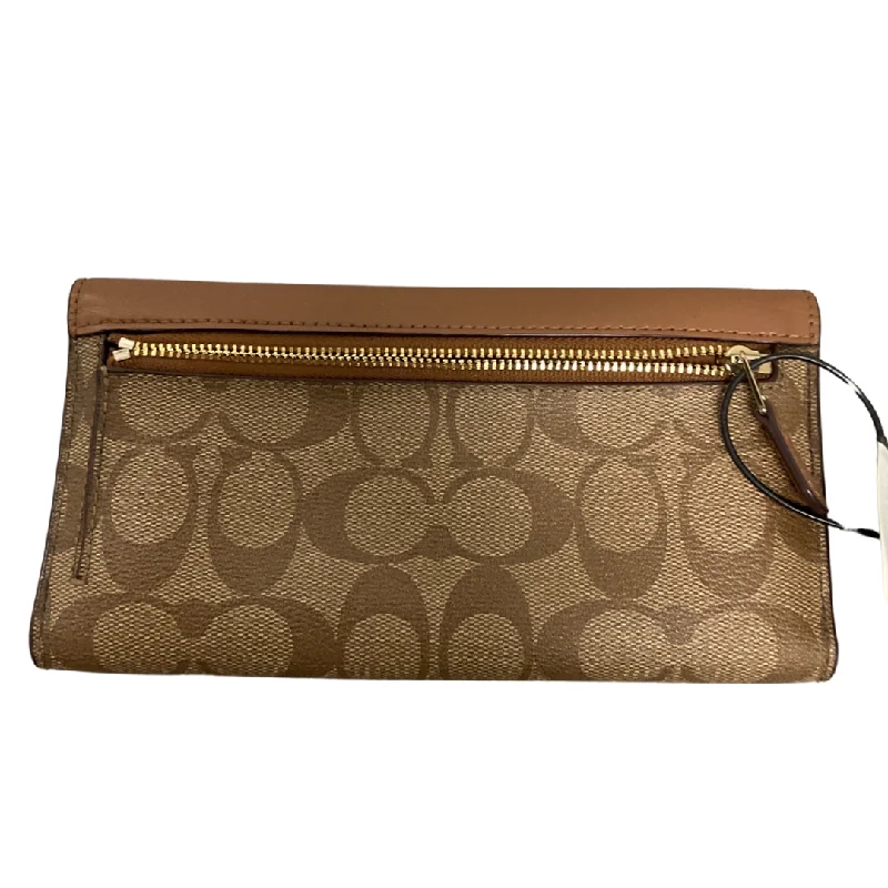 ladies wallet for small bags-Wallet Designer By Coach, Size: Medium