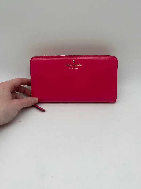 ladies wallet in slim leather-Wallet Designer By Kate Spade, Size: Medium