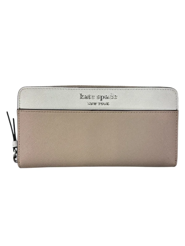 ladies wallet in vegan suede-Wallet Designer By Kate Spade, Size: Medium