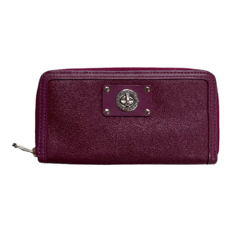 ladies wallet with decorative zipper-Wallet Designer By Marc By Marc Jacobs, Size: Medium