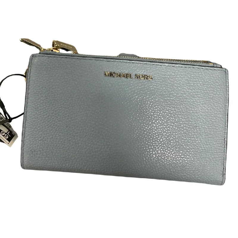 ladies wallet with embossed pattern-Wallet Designer By Michael Kors, Size: Medium