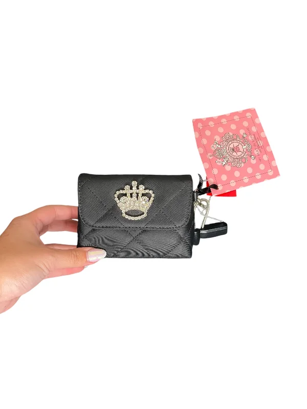 ladies wallet with chain trim-Wallet Designer By My Flat In London, Size: Small