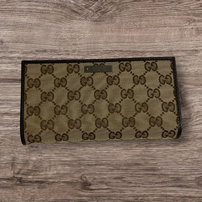 ladies wallet for travel use-Wallet Luxury Designer By Gucci, Size: Large